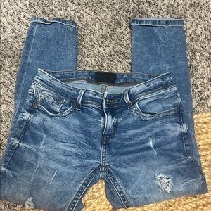 Buckle Black Distressed Women Capris